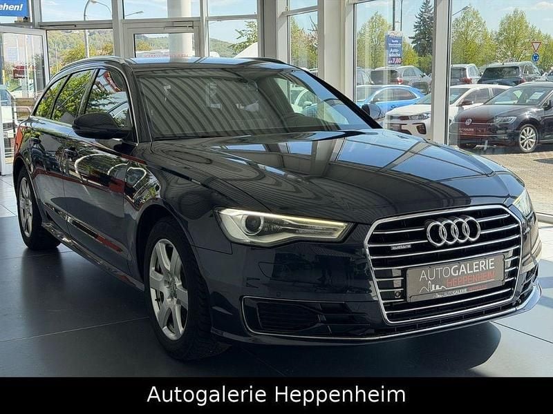 Usado Audi A6 Sport 218 HP (160 kW) 2015 Azul Carrinha