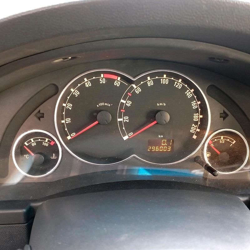 Gebraucht Opel Meriva 100 PS (73 kW) 2007 Silber Van / Kleinbus