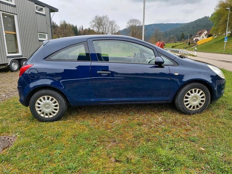 Używany Opel Corsa 70 KM (51 kW) 2010 Niebieski Hatchback