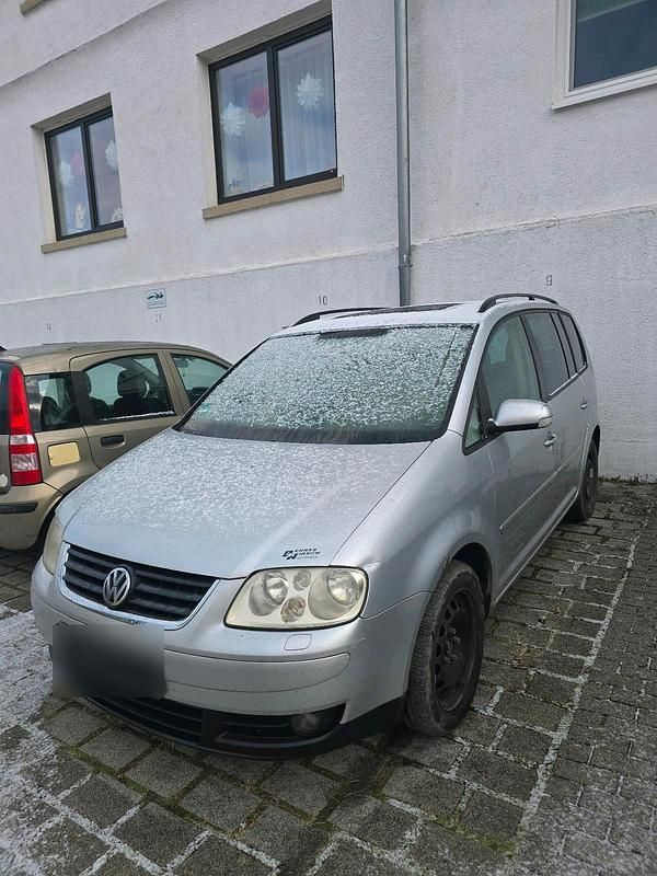 Gebraucht VW Touran 140 PS (102 kW) 2004 Silber Van / Kleinbus