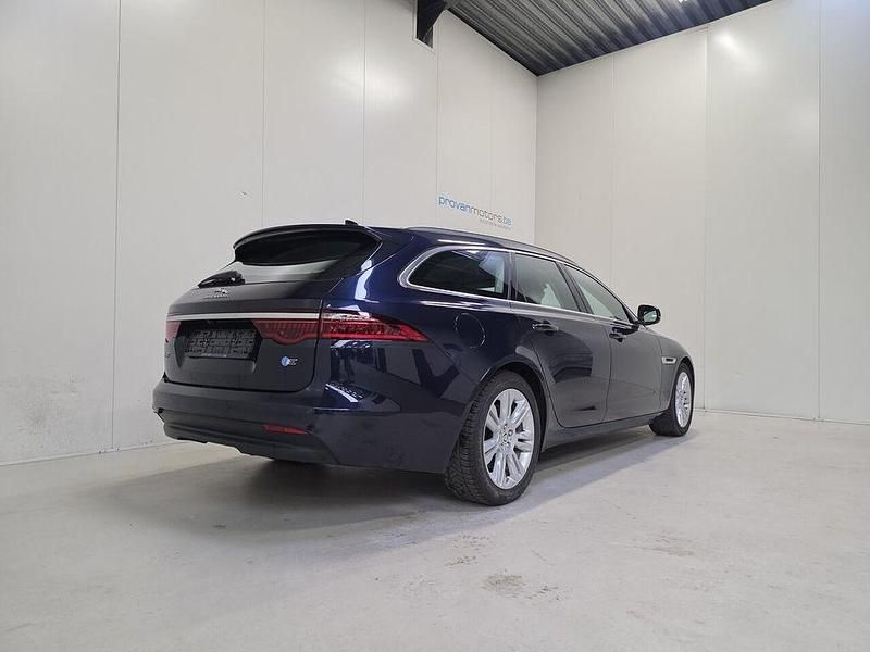 Gebraucht Jaguar XF 163 PS (119 kW) 2018 Blau Kombi