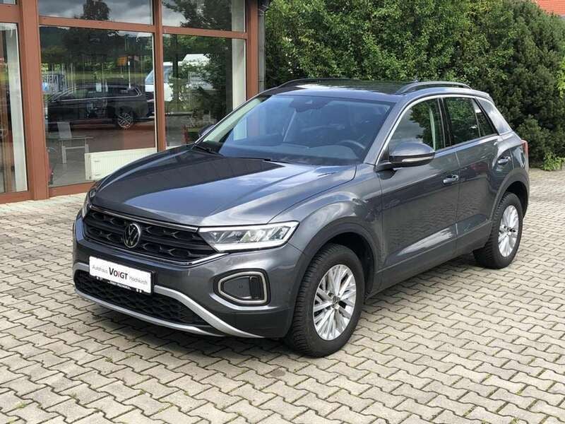 Gebraucht VW T-Roc Life 150 PS (110 kW) 2023 Indiumgrau metallic SUV