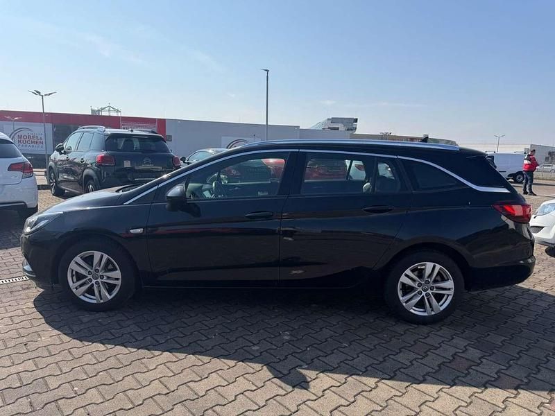 Gebraucht Opel Astra Dynamic 150 PS (110 kW) 2019 Schwarz Kombi