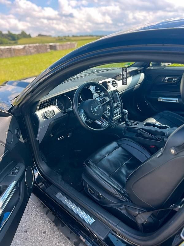 Gebraucht Ford Mustang GT 421 PS (309 kW) 2016 Schwarz Coupé