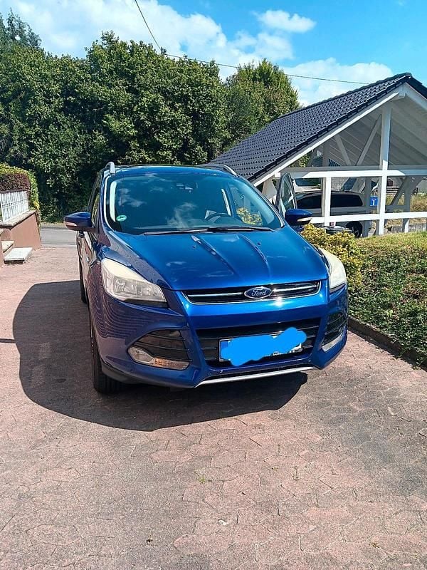 Blau Gebraucht 2014 Ford Kuga SYNC Edition SUV | 7.600 € (Superpreis) - Bild 1/4