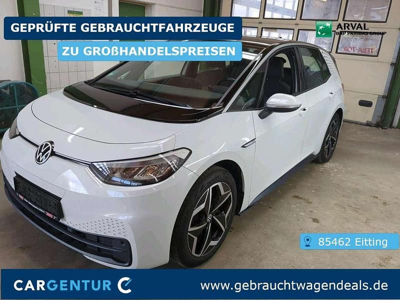 Gletscherweiß (metallic) Gebraucht 2021 VW ID.3 Pro Performance Kleinwagen | 15.947 € (Guter Preis) - Bild 1/2