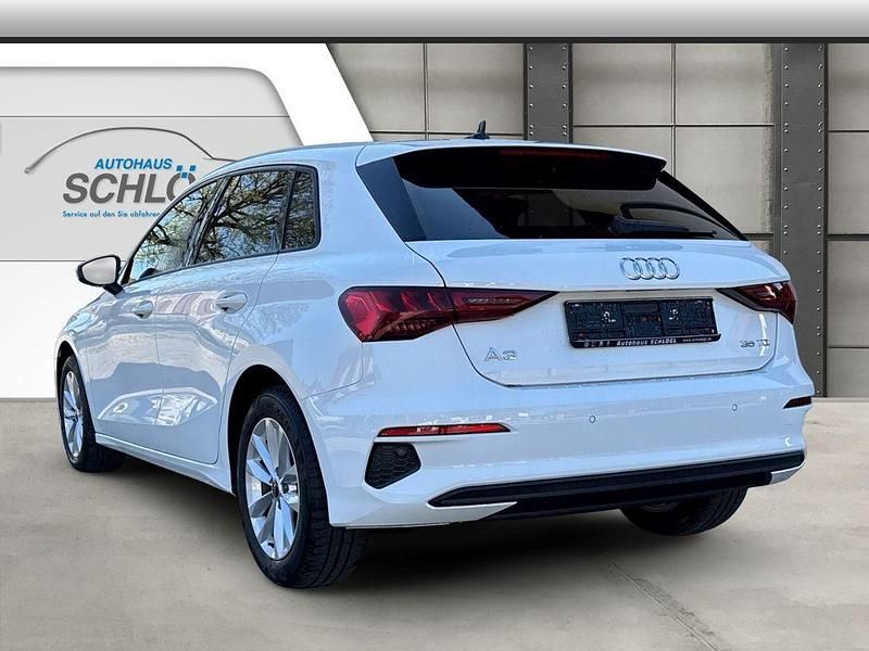Używany Audi A3 150 KM (110 kW) 2022 Biały Sedan/Limuzyna