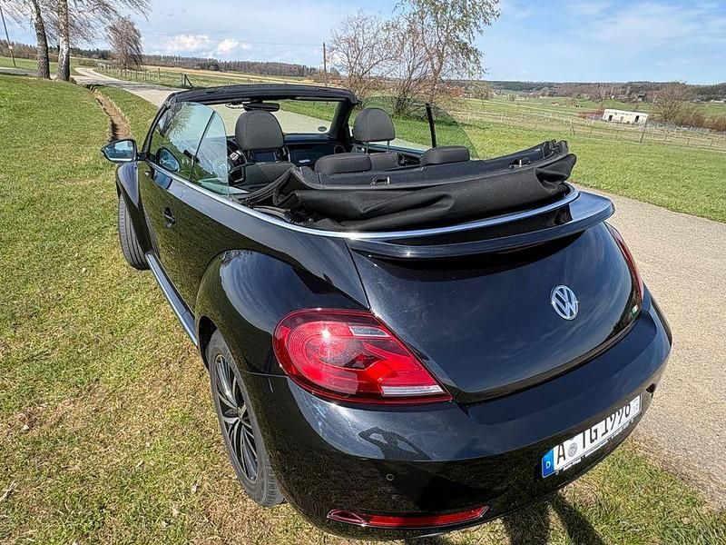 Gebraucht VW Beetle Sound 105 PS (77 kW) 2017 Schwarz Kleinwagen