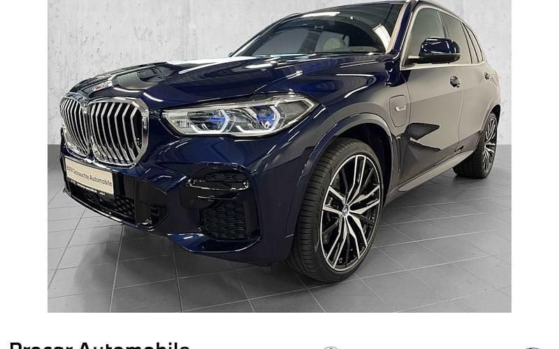 Blau Gebraucht 2022 BMW X5 M Sport SUV | 73.440 € (Fairer Preis) - Bild 1/4