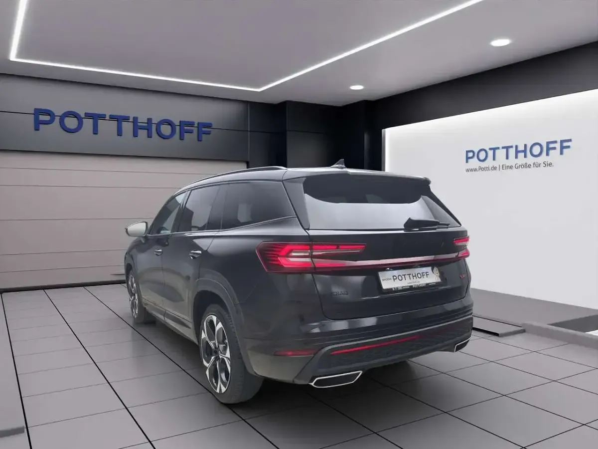 Neu Skoda Kodiaq RS 265 PS (194 kW) 2025 Schwarz SUV