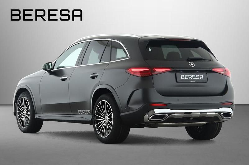 Gebraucht Mercedes GLC300 AMG 258 PS (189 kW) 2025 Grau SUV