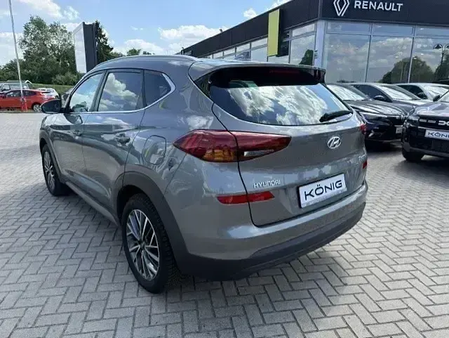 Gebraucht Hyundai Tucson Style 177 PS (130 kW) 2019 Olivine grey / mic SUV