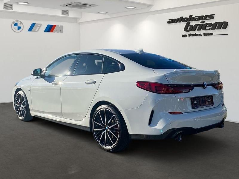 Gebraucht BMW 220 Shadowline 178 PS (130 kW) 2024 Alpinweiß uni Coupé