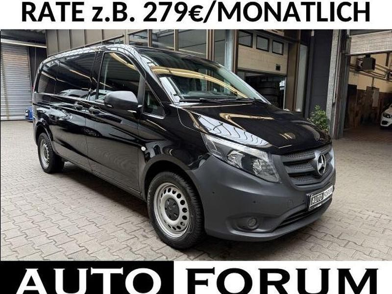 Schwarz Gebraucht 2021 Mercedes Vito Van / Kleinbus | 29.990 € (Guter Preis) - Bild 1/4