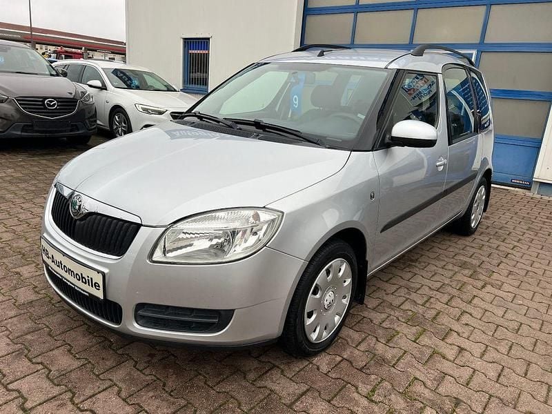 Silber Gebraucht 2008 Skoda Roomster Style Van / Kleinbus | 3.900 € (Fairer Preis) - Bild 1/4