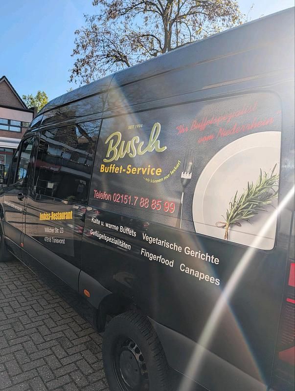 Second-hand Mercedes Sprinter 190 CP (139 kW) 2021 Negru Van