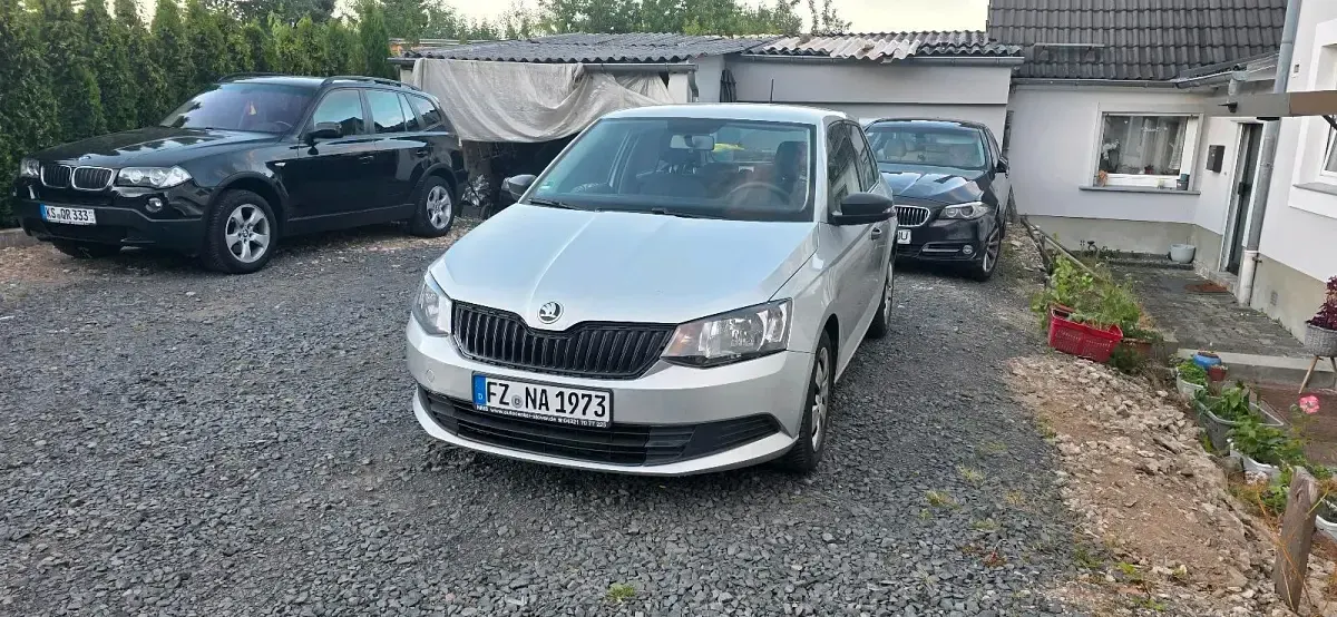 Gebraucht Skoda Fabia Cool Edition 60 PS (44 kW) 2016 Silber Kleinwagen