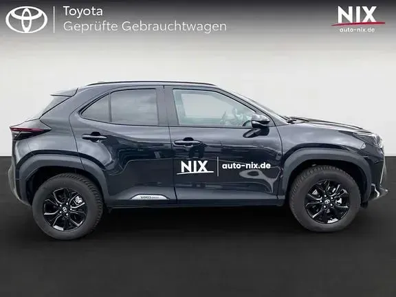 Gebraucht Toyota Yaris Plus 130 PS (95 kW) 2025 Mystic schwarz mica Kleinwagen