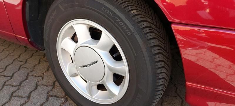 Second-hand Ford Thunderbird 140 CP (102 kW) 1996 Roșu Coupe