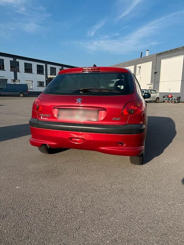 Gebraucht Peugeot 206 75 PS (55 kW) 2007 Rot Kleinwagen