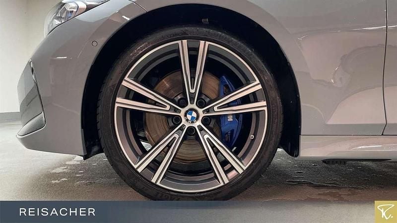 Gebraucht BMW 340 387 PS (284 kW) 2023 M brooklyn grau metallic Kombi