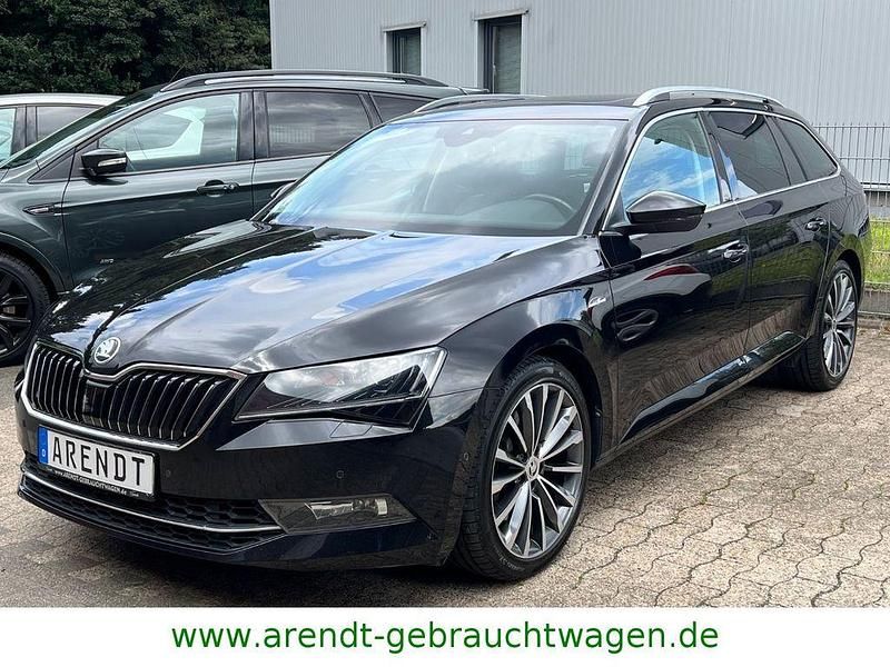 Schwarz Gebraucht 2016 Skoda Superb LAURIN & KLEMENT Kombi | 25.490 € (Etwas zu teuer) - Bild 1/4