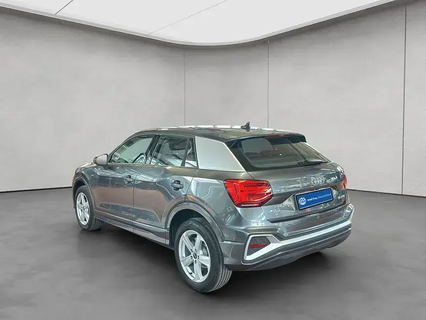 Gebraucht Audi Q2 S-Line 150 PS (110 kW) 2025 Daytona gray pearl effect SUV