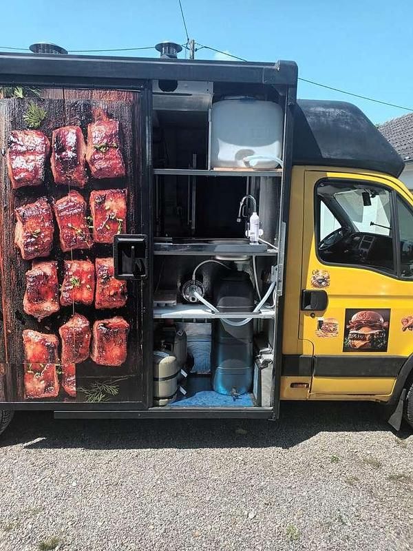 Gebraucht Iveco Daily 136 PS (100 kW) 2011 Gelb Kombi