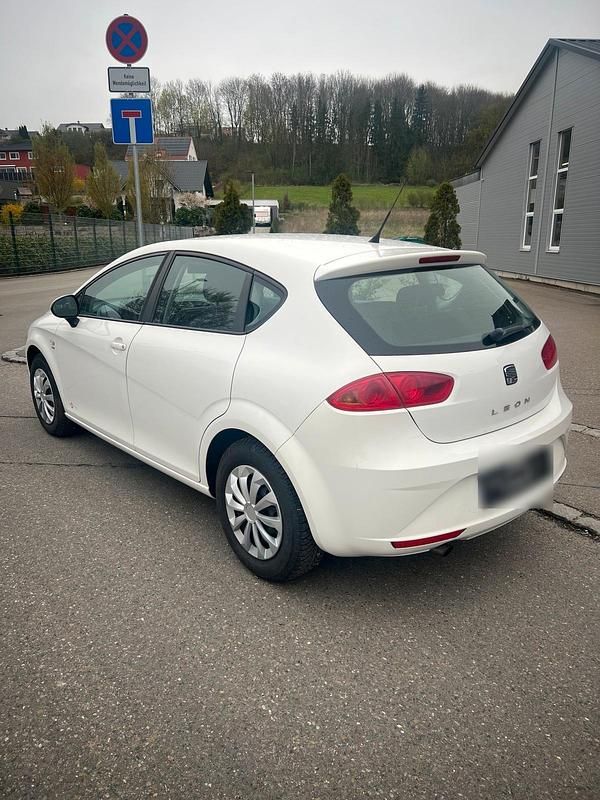 Gebraucht Seat Leon 105 PS (77 kW) 2012 Limousine