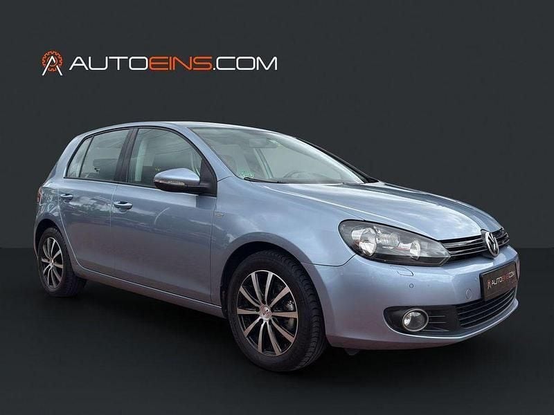 Blau Gebraucht 2009 VW Golf VI Comfortline Limousine | 4.488 € (Fairer Preis) - Bild 1/4