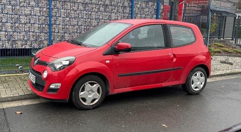 Rot Gebraucht 2013 Renault Twingo Dynamique Kleinwagen | 3.000 € (Guter Preis) - Bild 1/4