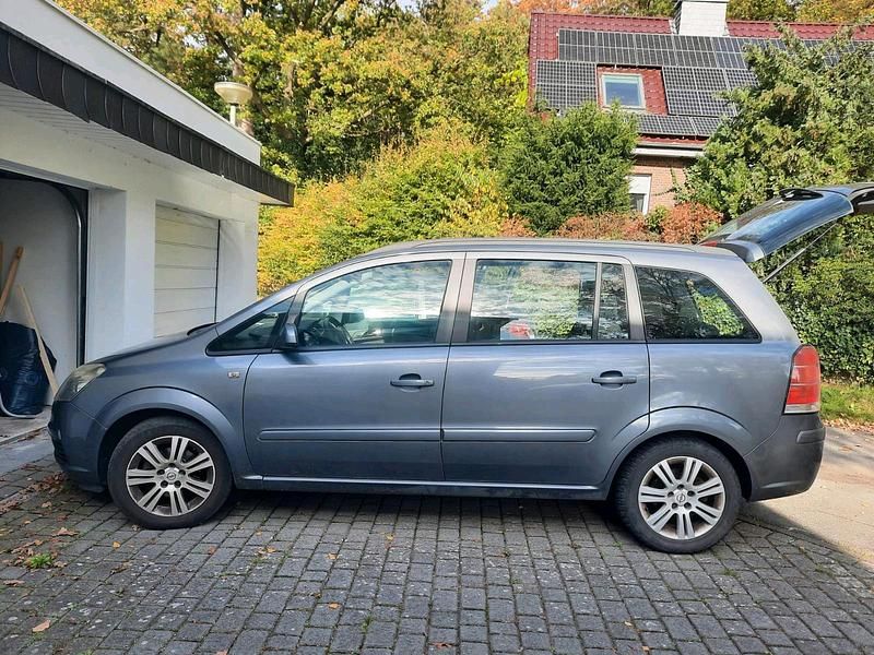 Blau Gebraucht 2006 Opel Zafira Van / Kleinbus | 950 € (Superpreis) - Bild 1/4