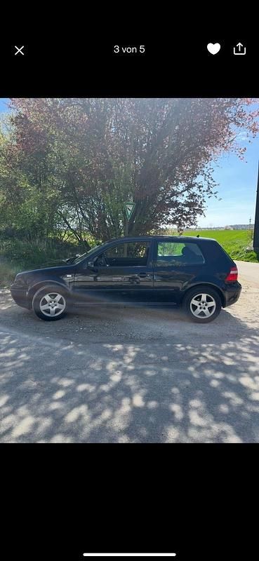 Gebraucht VW Golf IV 75 PS (55 kW) 2002 Schwarz Kleinwagen