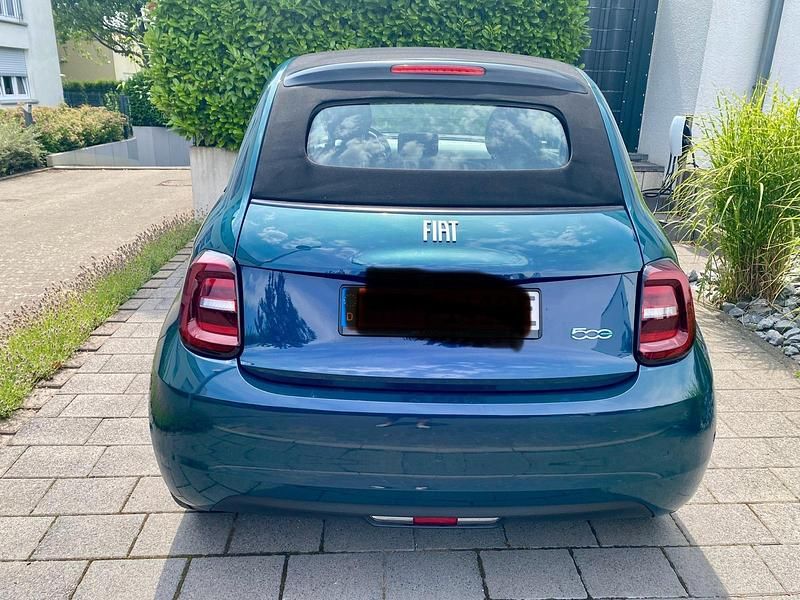 Gebraucht Fiat 500e 86 kW (118 PS) 2021 Grün Cabrio