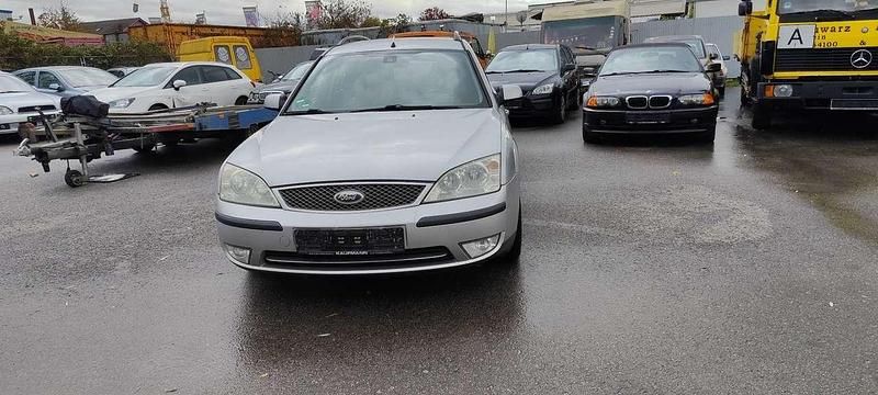 Kristallsilber metallic Gebraucht 2004 Ford Mondeo Ghia Kombi | 999 € (Fairer Preis) - Bild 1/4