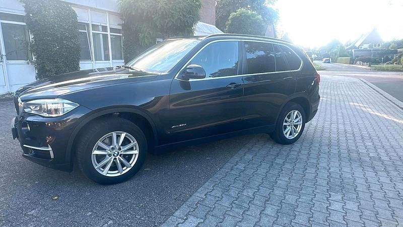 Schwarz Gebraucht 2015 BMW X5 SUV | 17.500 € (Superpreis) - Bild 1/4