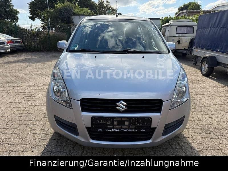 Gebraucht Suzuki Splash Basic 65 PS (47 kW) 2010 Silber Kleinwagen