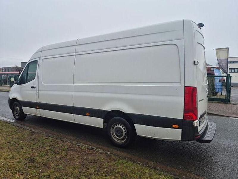 Gebraucht Mercedes Sprinter 150 PS (110 kW) 2021 Arktikweiss Van