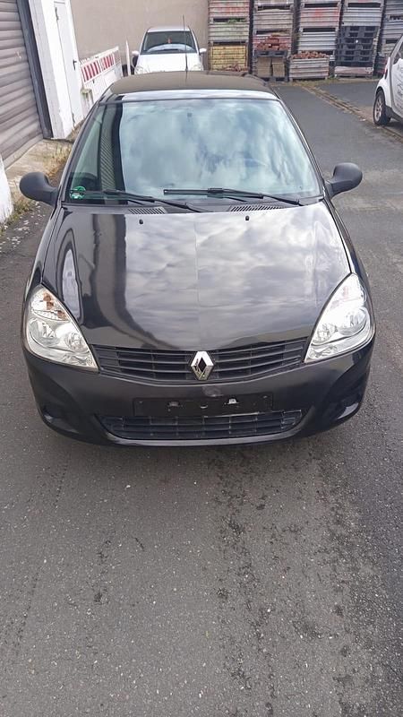 Schwarz Gebraucht 2010 Renault Clio II Kleinwagen | 1.300 € - Bild 1/4