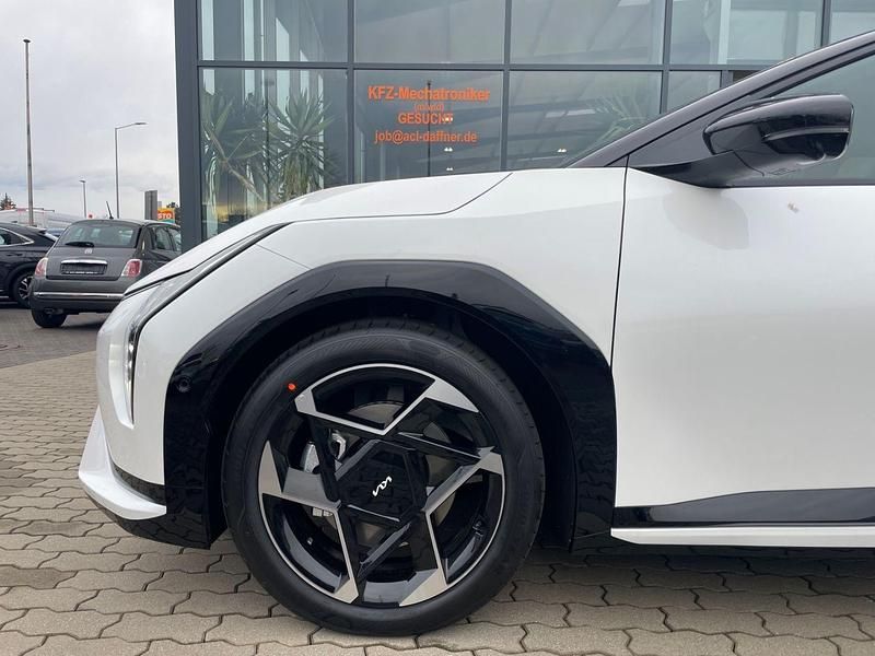 Neu Kia EV4 150 kW (204 PS) 2025 Snow white pearl Limousine