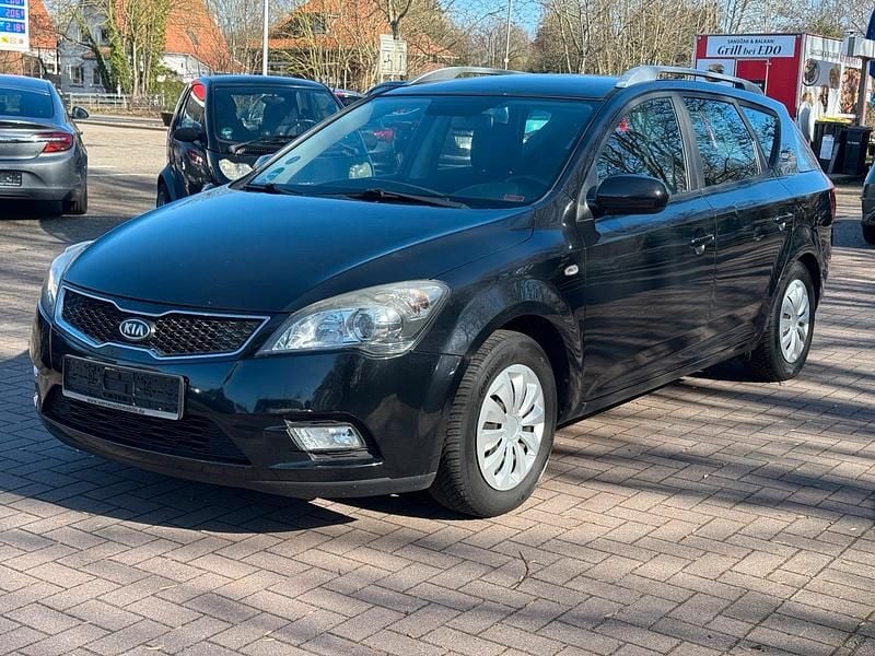 Gebraucht Kia Ceed 90 PS (66 kW) 2012 Schwarz Kleinwagen