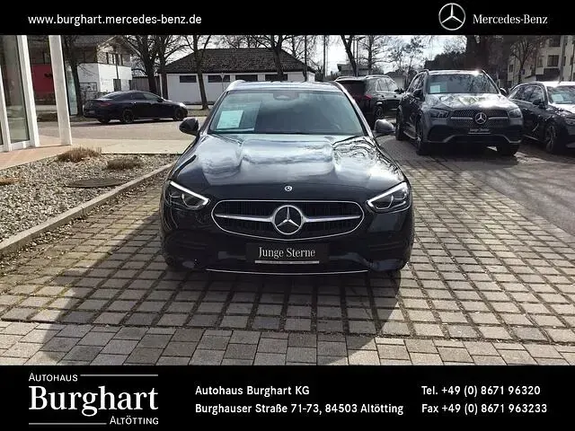 Gebraucht Mercedes C220 Advanced 200 PS (147 kW) 2023 lack obsidianschwarz Kombi
