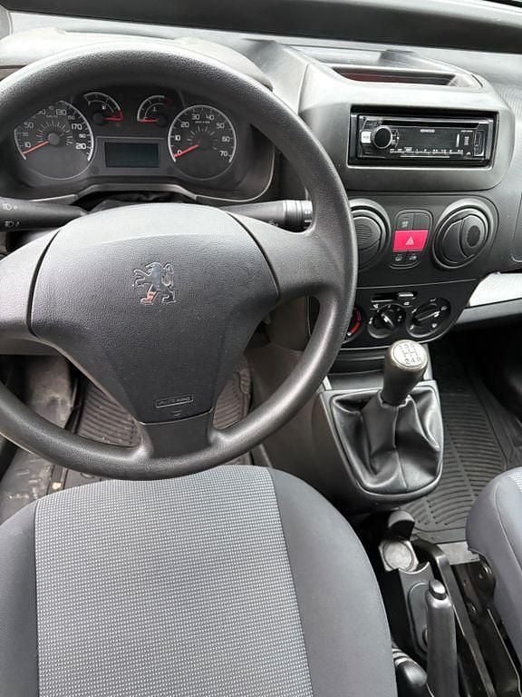 Gebraucht Peugeot Bipper 82 PS (60 kW) 2013 Weiß Van / Kleinbus