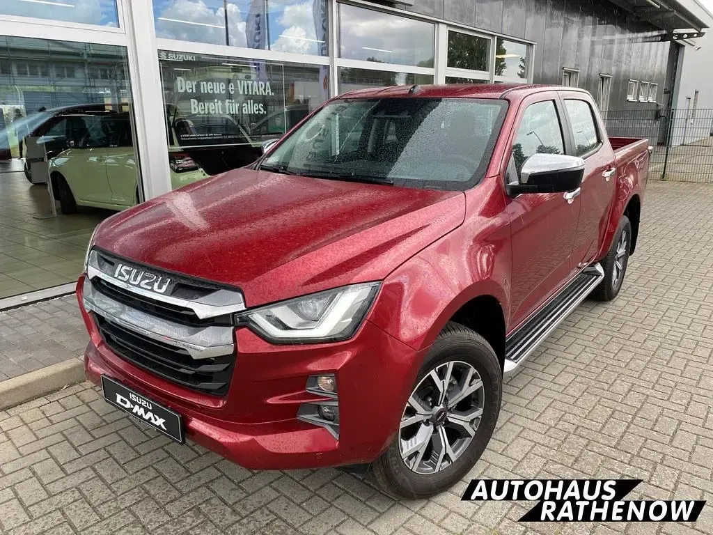 Gebraucht Isuzu D-Max 163 PS (119 kW) 2024 Rot Pickup