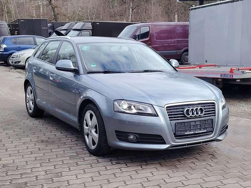 Gebraucht Audi A3 160 PS (117 kW) 2010 Grau Kleinwagen