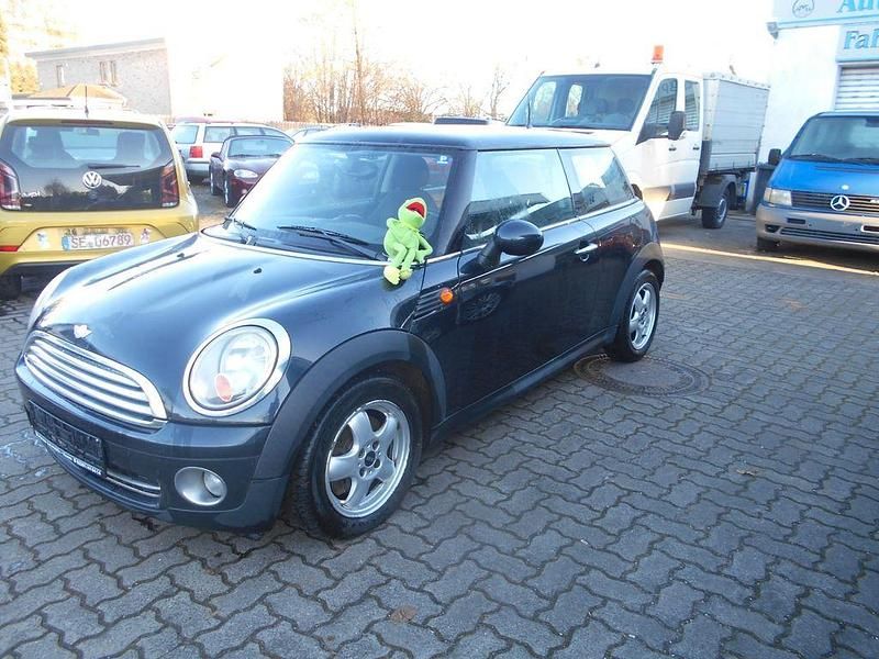 Gebraucht Mini ONE 95 PS (69 kW) 2008 Schwarz Kleinwagen