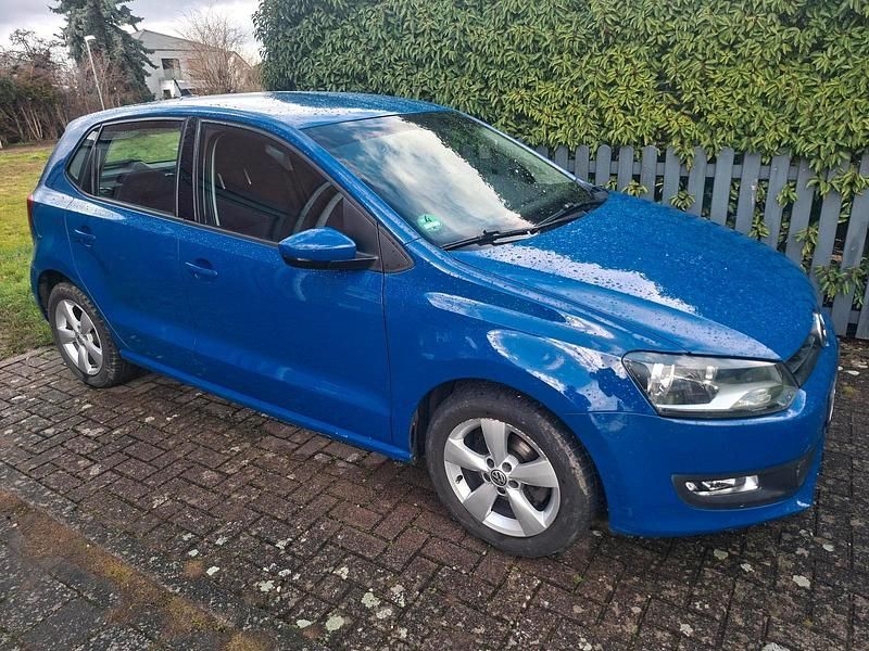 Gebraucht VW Polo 69 PS (50 kW) 2011 Blau Kleinwagen