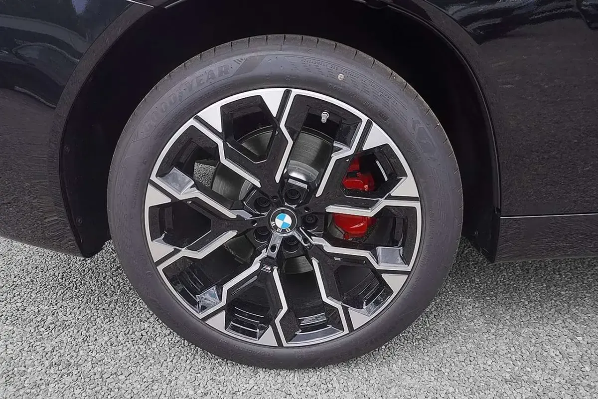 Neu BMW X3 M Sport 303 PS (222 kW) 2026 Black sapphire metallic SUV