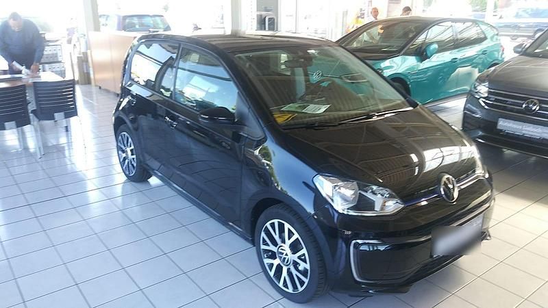 Schwarz Gebraucht 2022 VW e-up! Style Kleinwagen | 14.990 € (Guter Preis) - Bild 1/1