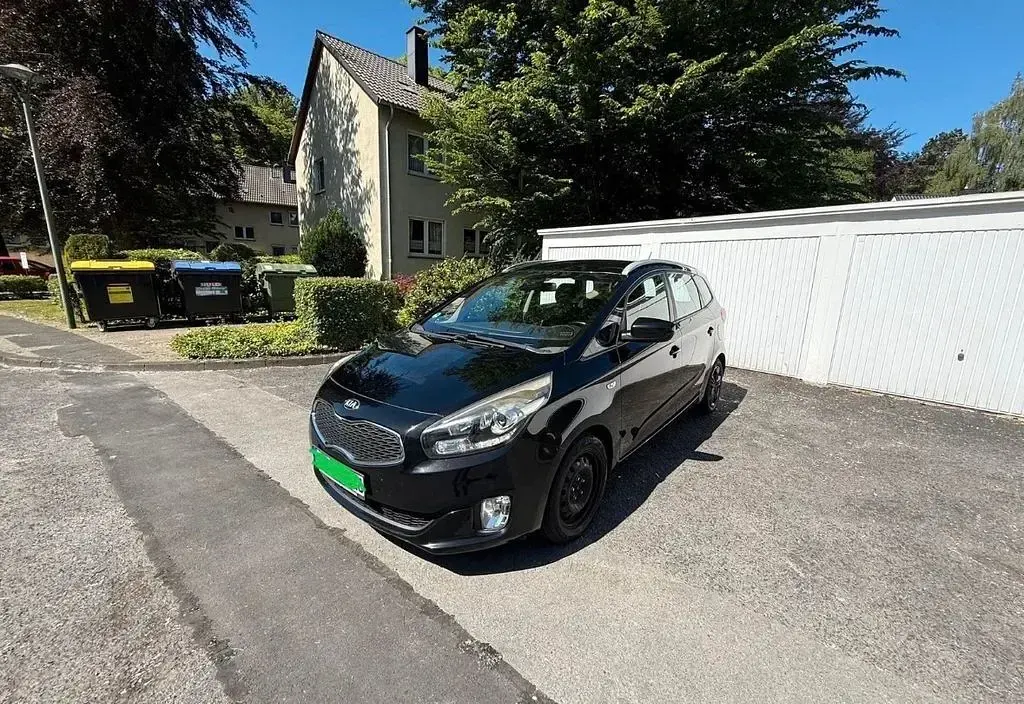 Gebraucht Kia Carens Vision 136 PS (100 kW) 2015 Schwarz Van / Kleinbus